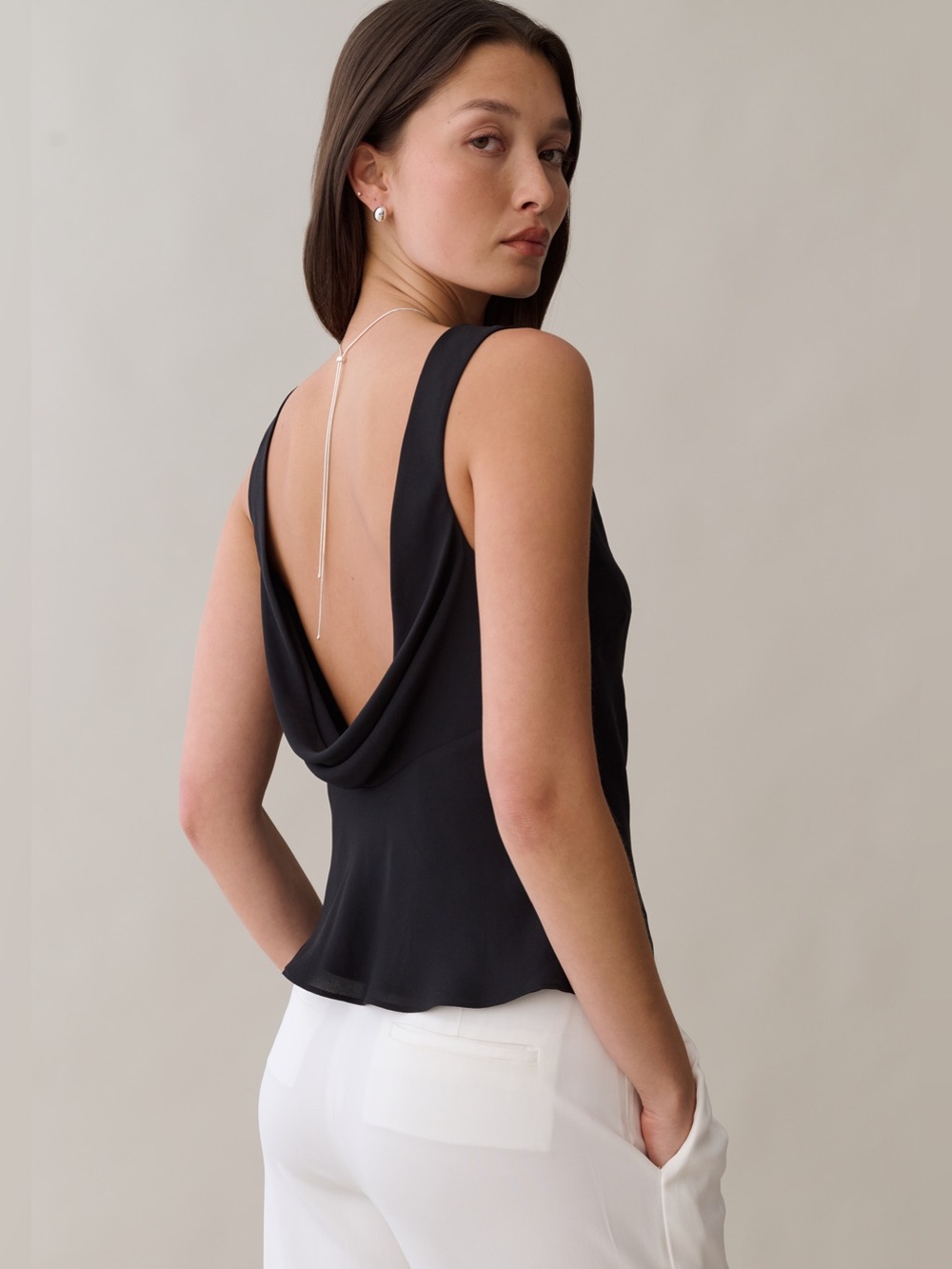 NWT KOURT by Few Moda Shannon Top size 0 Black cowl back top